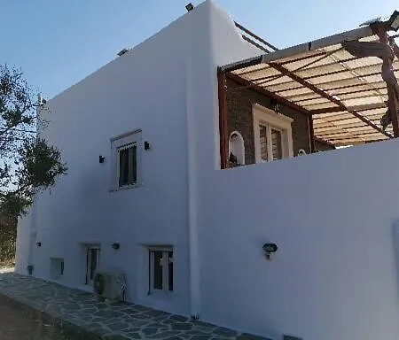 Countryside Retreat 4 *